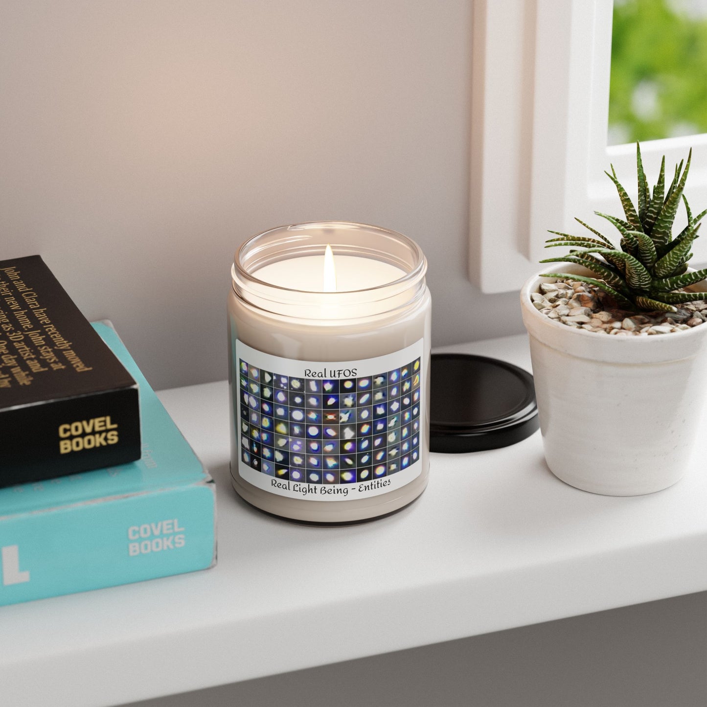Mystical UFO Scented Candle, Real Light Being Entities, Aromatherapy Candle, Gift for UFO Lovers, Home Decor, Relaxation Candle